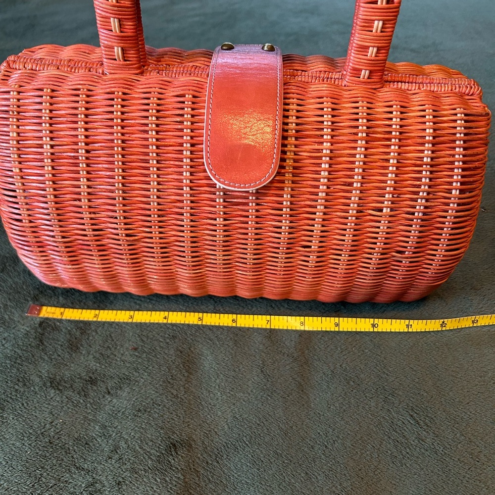 Maxx New York Orange Woven Barrel Clutch - Picture 10 of 13